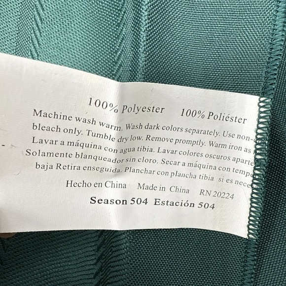 Christmas Holiday Woven Linen Napkin Napkins 6 Green 6 Red 8 Napkin Rings 17 In - Picture 9 of 9